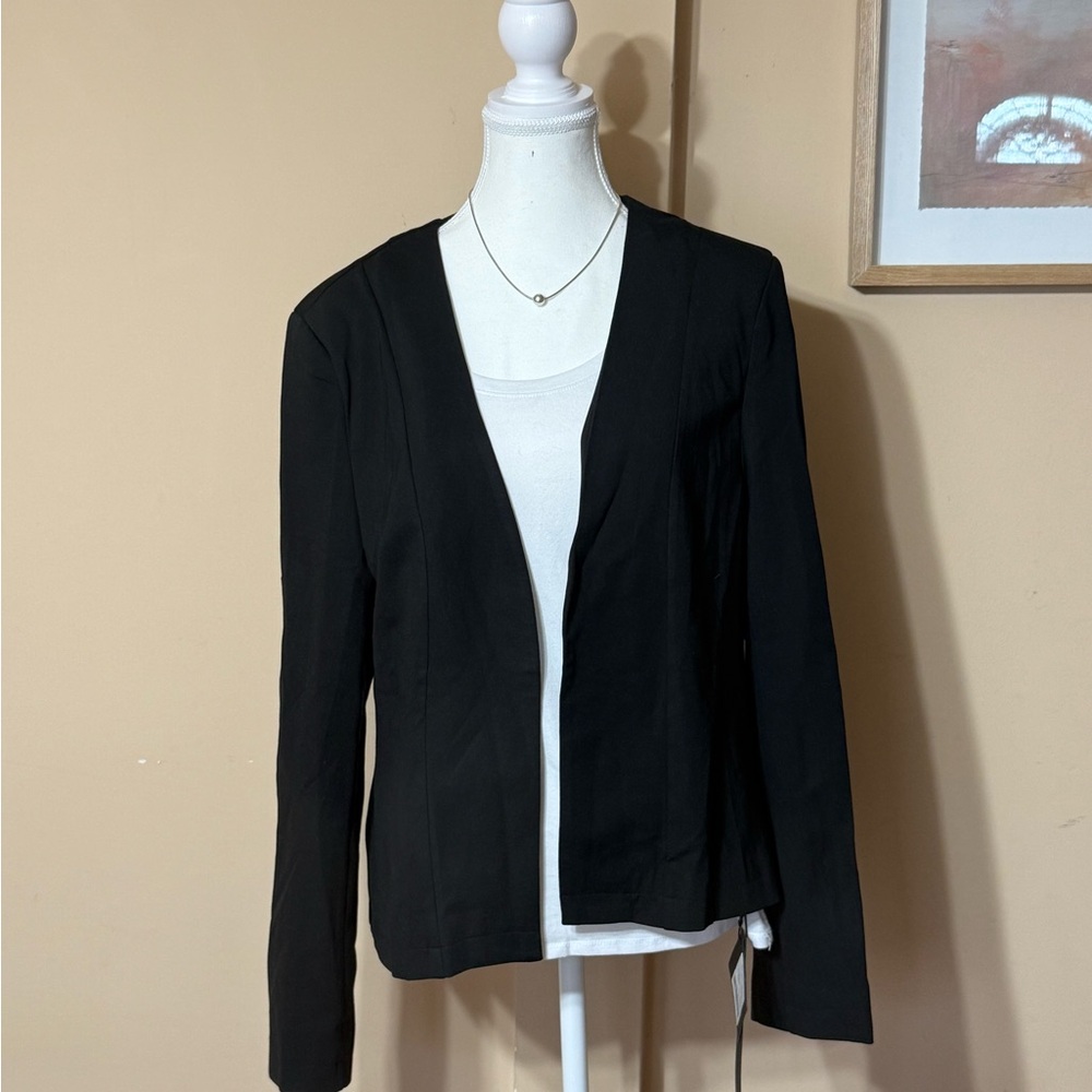 NWT Black Women's Cropped Jacket